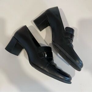 Bandolino Women's 7.5 M Vintage Y2K Black Leather Buckle Square Toe Pumps Heels